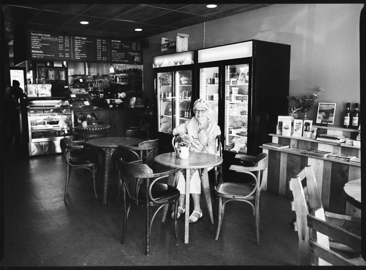 CAFE-3-5.jpg