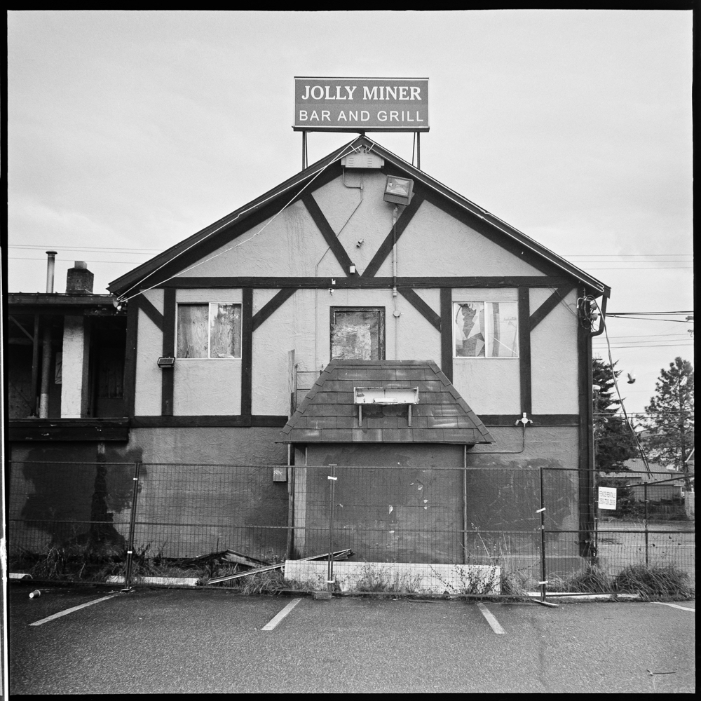 RUIN-7.jpg