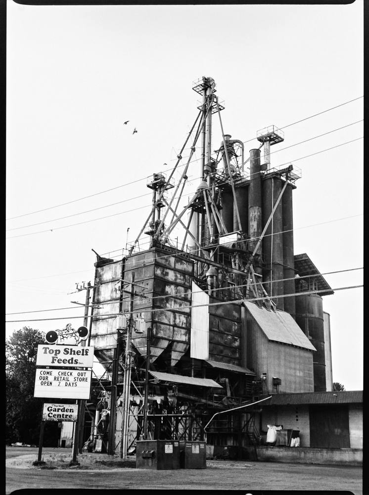 Feed station along the E&N Line