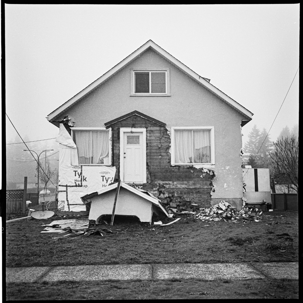 RUIN-1.jpg